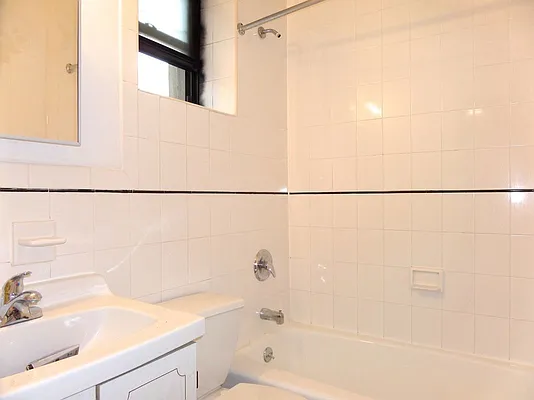 Rented by The Maestro Group | media 44