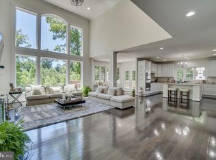 8585 Sinclair Mill Rd, Manassas, VA 20112