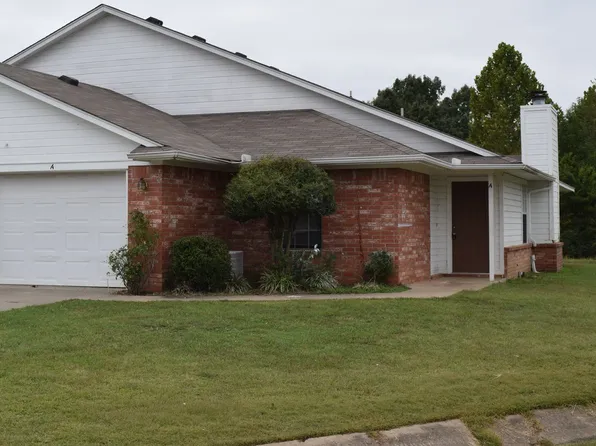 1060B Farley Cir, Greenwood, AR 72936