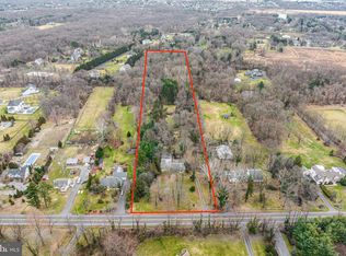 422 Bridgeboro Rd, Moorestown, NJ 08057