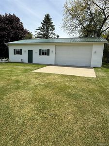 779 Winn Lake Dr, Lapeer, MI, 48446