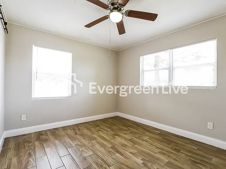 757 East Ave — Photo 8