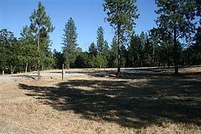 2nd image of 700 Flaming Rd