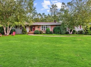 182 Rolling Hill Dr, Millington, NJ 07946