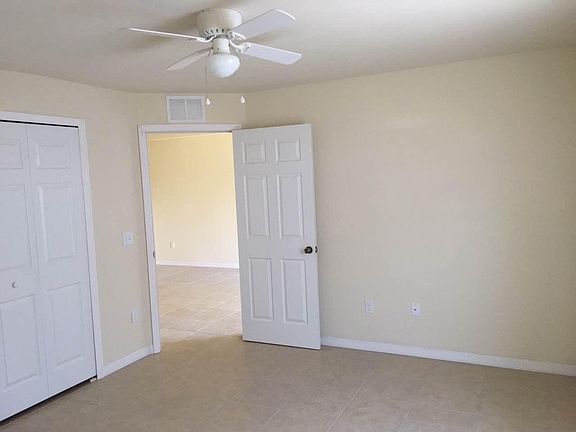 5th image of 1035 SE 11th Ter