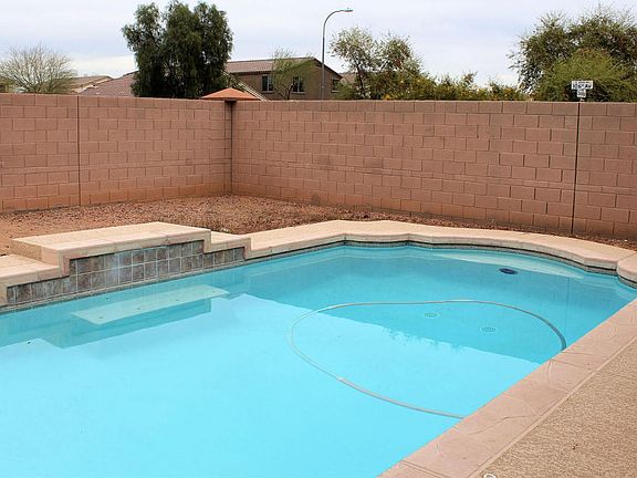 5th image of 10604 W Gross Ave