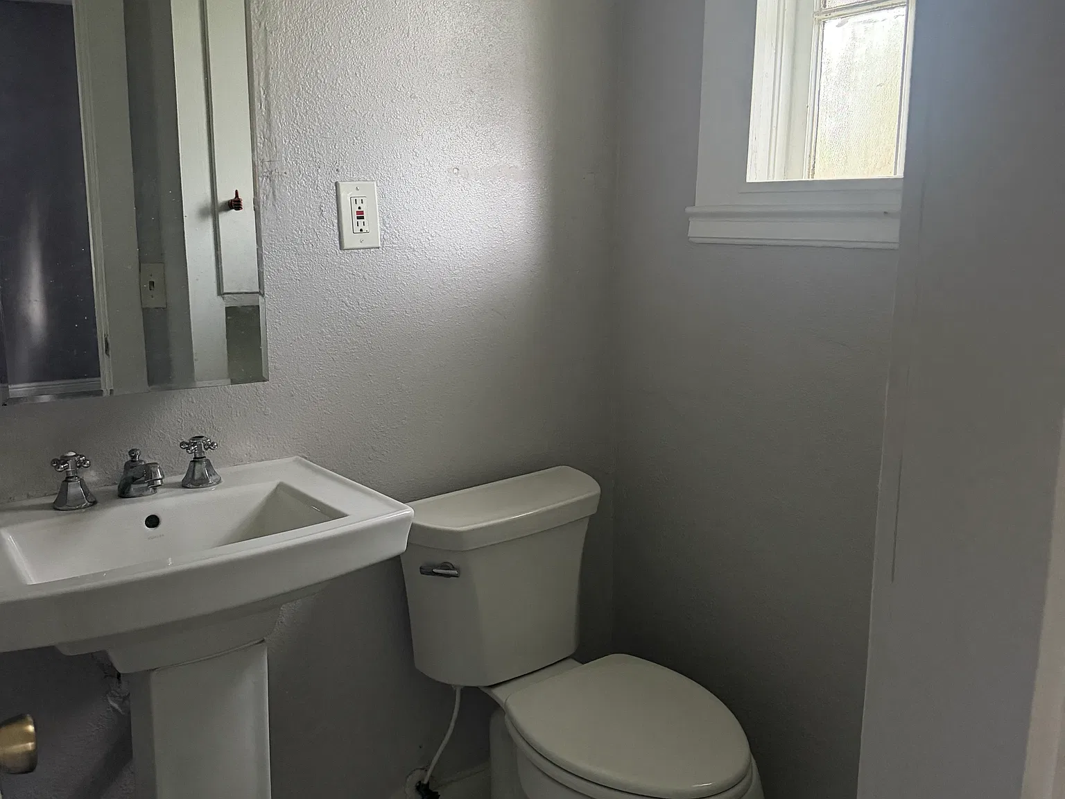 1 bed, 450 sqft, $1,300 — Photo 4