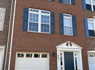 6606 Parville Loop, Gainesville, VA 20155