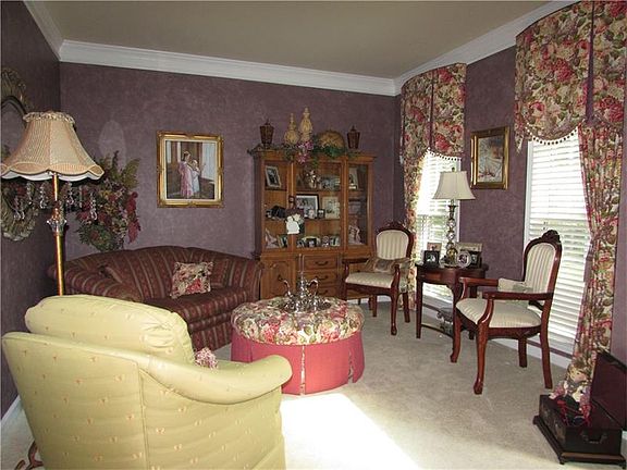 5th image of 2595 Ashbourne Dr