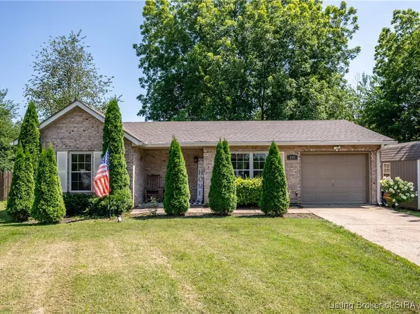 410 Officers Lane, Henryville, IN 47126