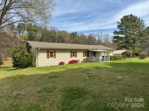 6307 Sherwood Ln, Denver, NC 28037