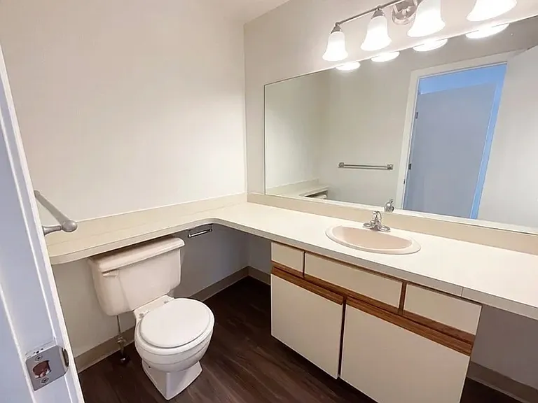 20 Lordvale Blvd #202-1 — Photo 10