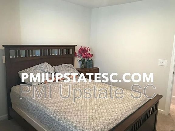 5th image of 615 Maplestead Farms Ct