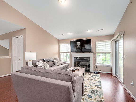 5th image of 2080 Leighton Dr