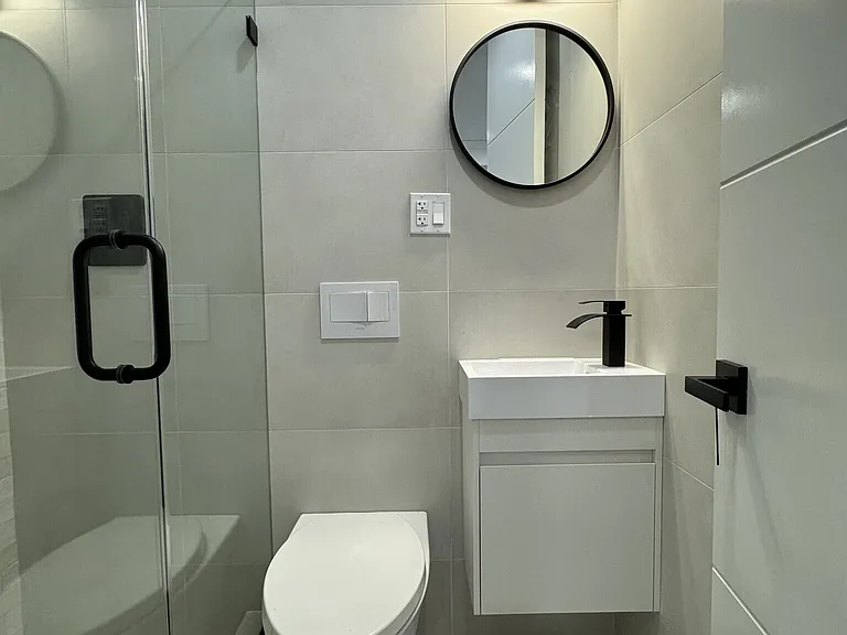 2475 Hughes Ave #2 — Photo 15