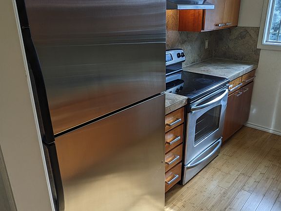 2nd image of 2781 Lancaster St APT 3