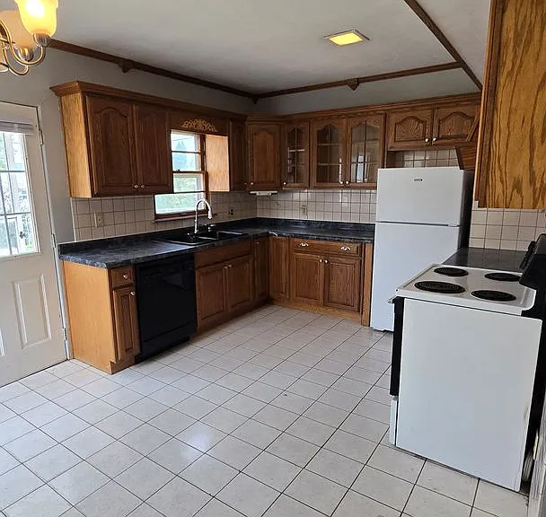 509 Carolina Ave — Photo 3