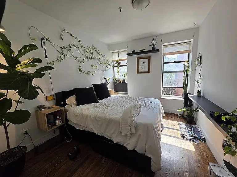 311 W 113th St #3F — Photo 4