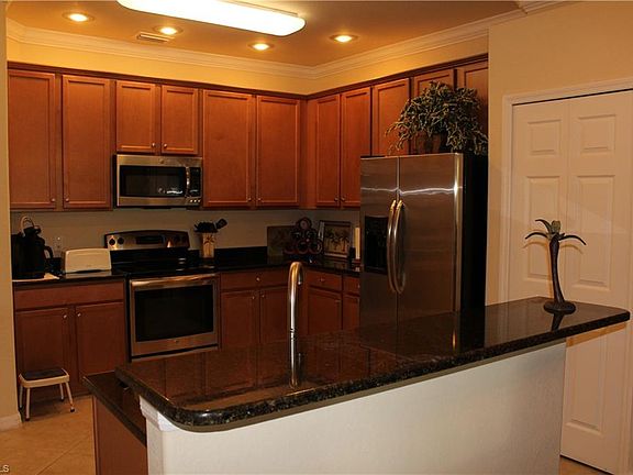 3rd image of 14768 Cranberry Ct