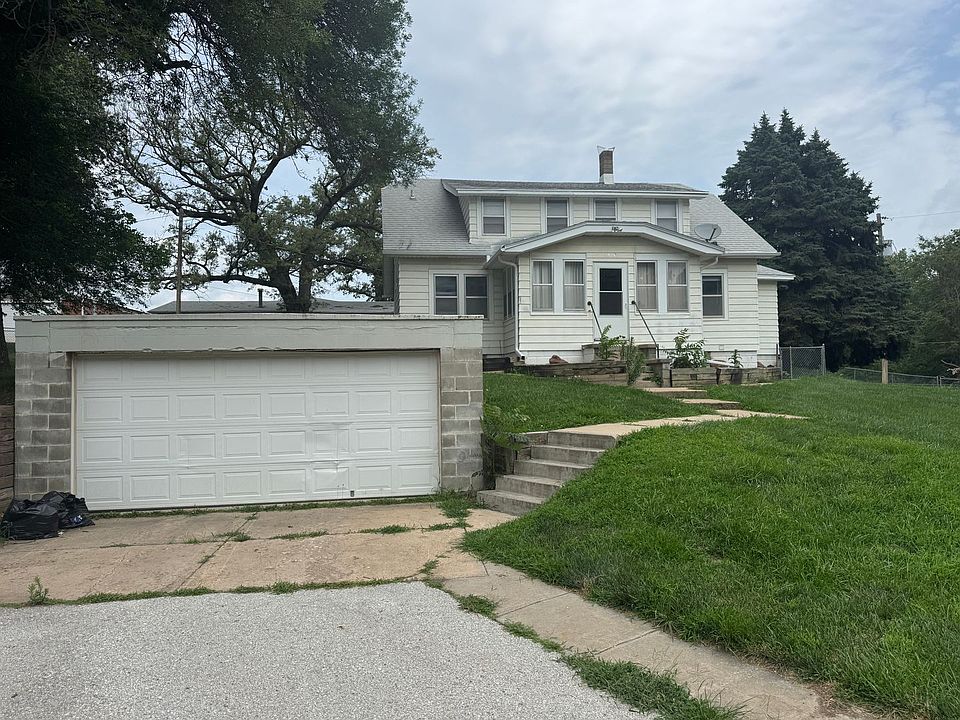 1st image of 3810 Capehart Rd