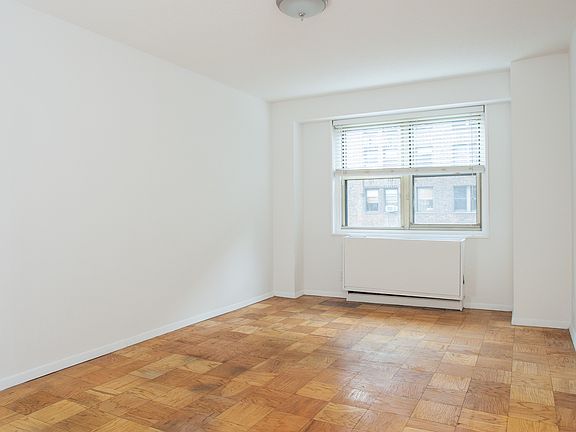 3rd image of 400 E 54th St APT 14D