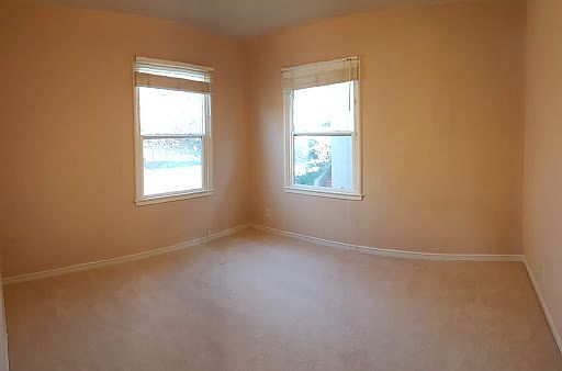 3rd image of 5940 Majestic Ave