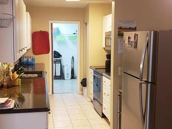 3rd image of 2473 SW Warwick Street