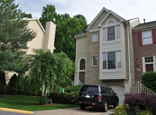 1370 Heritage Oak Way, Reston, VA 20194