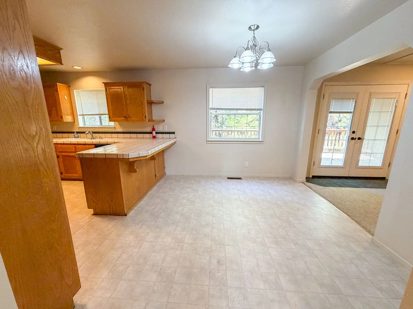 $1,000 Move In Special Off First Months Rent. — Photo 3