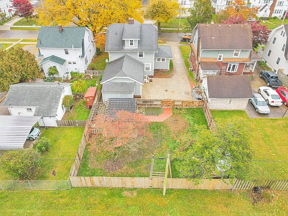 3rd image of 307 Central Ave