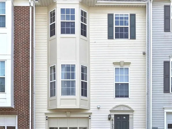 6103 Pine Crest Ln, Frederick, MD 21701
