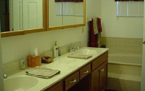 5th image of 10269 SW Lettuce Lake Ave