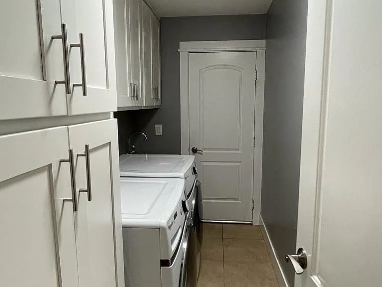 764 Almarida Dr — Photo 15