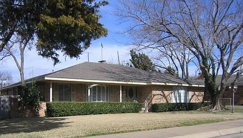 1st image of 10853 Carissa Dr