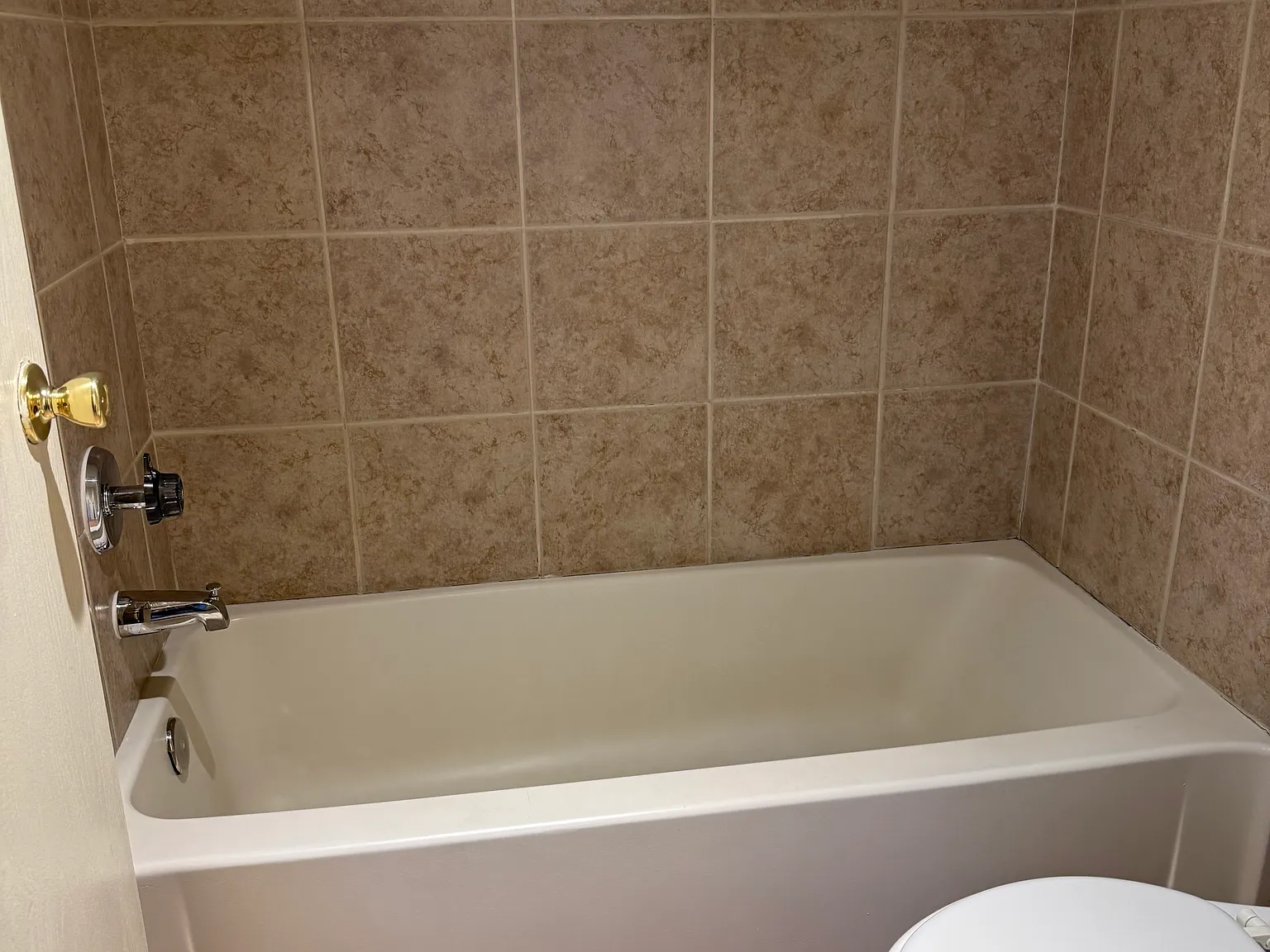 1 bed, 401 sqft, $750 — Photo 2