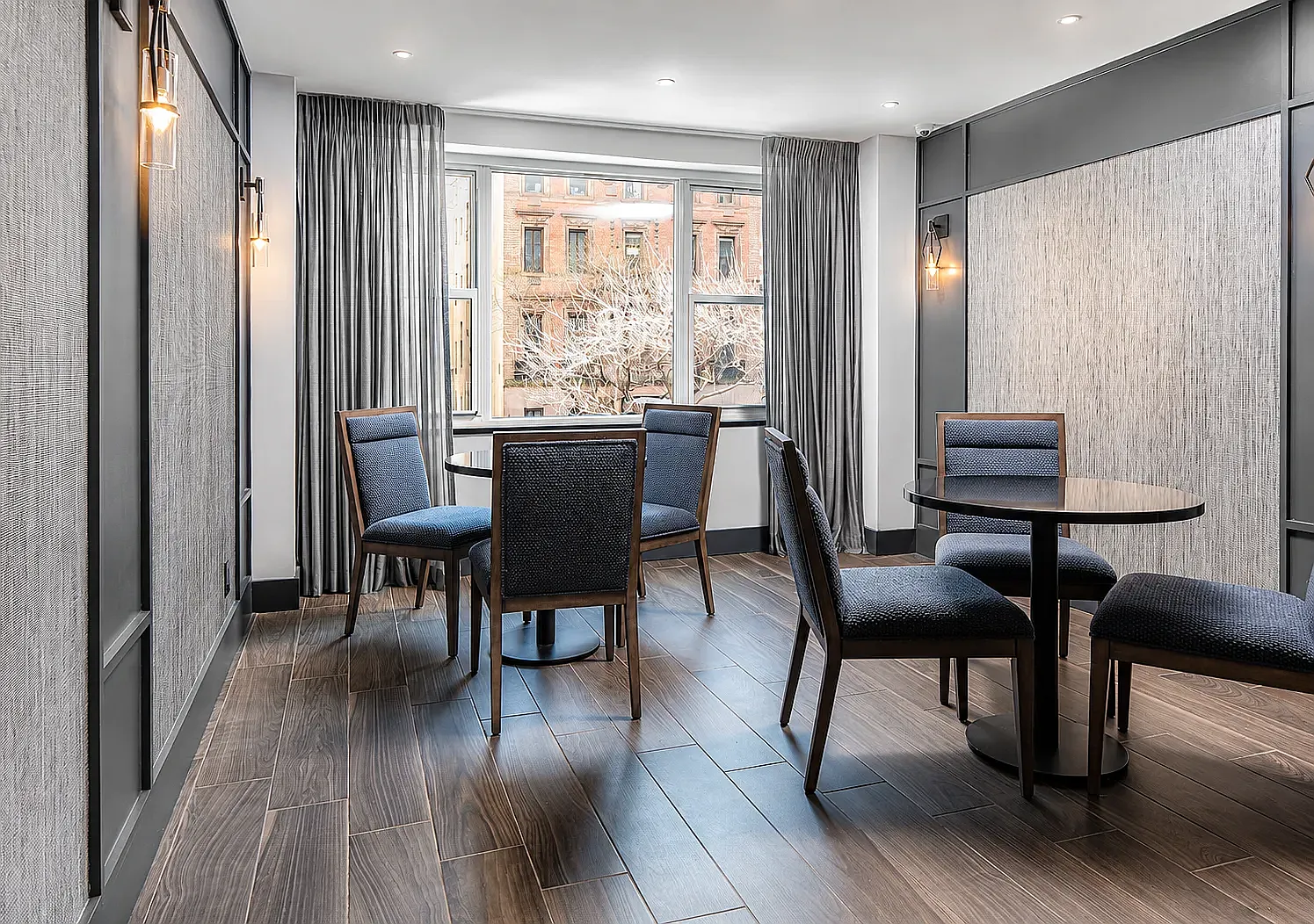 30 Park Avenue — Photo 3