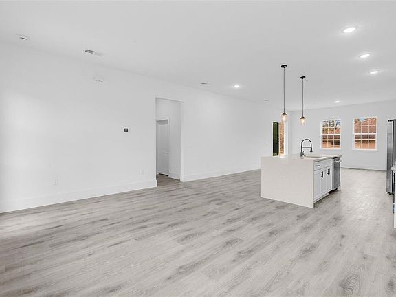 5th image of 3172 SW 137th Loop