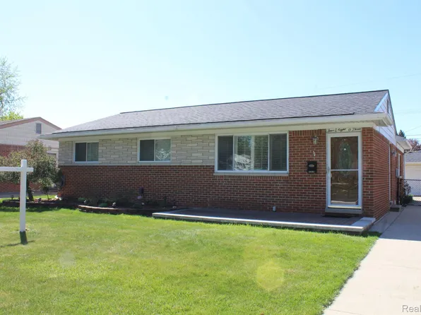 40803 Firwood Dr, Plymouth, MI 48170