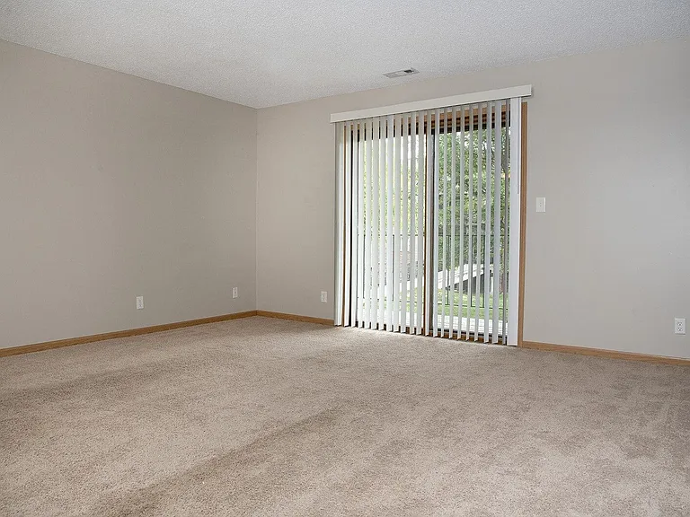 5900 Roose St — Photo 17