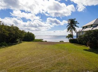 2288 Macadamia St, Saint James City, FL 33956