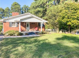 1820 Ratchford Dr, Dallas, NC 28034