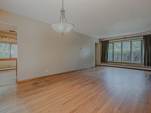 5th image of 23313 W Hillcrest Dr