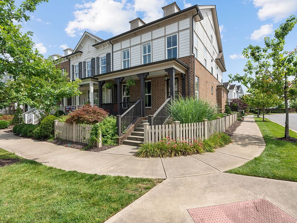 1st image of 901 Jewell Ave