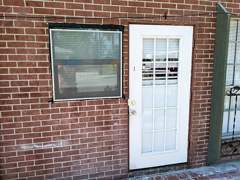 401 Colonia Ln E #4 — Photo 3
