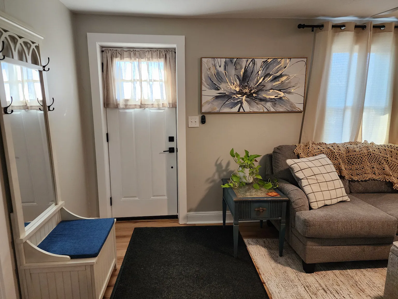 2 bed, 870 sqft, $1,800 — Photo 4