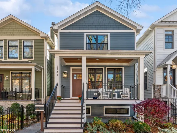 2141 W Warner Ave, Chicago, IL 60618