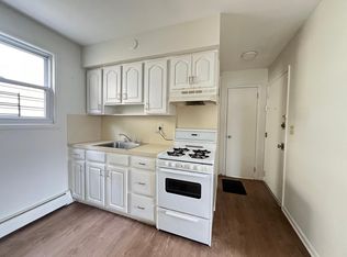 483 Avenue A #6, Bayonne, NJ 07002
