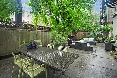 355 Saint John's Place