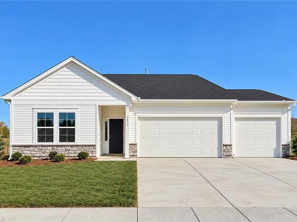 5833 Latigo Ct, Clemmons, NC 27012