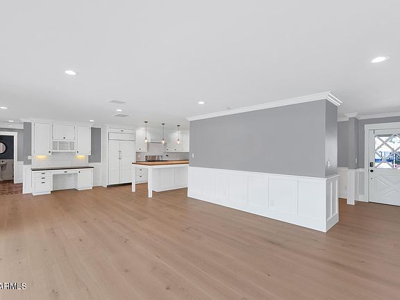 3rd image of 5010 E CALLE REDONDA --
